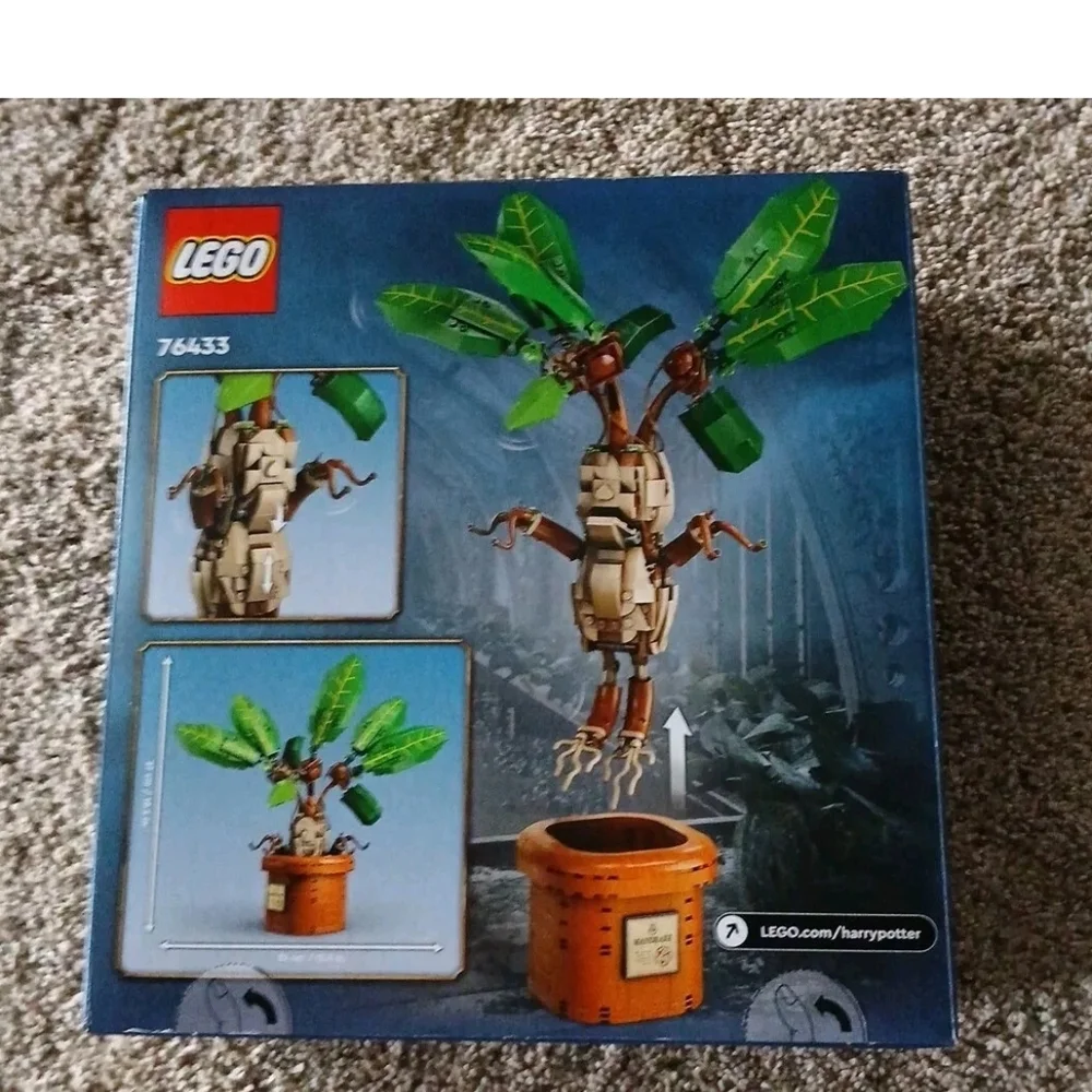 LEGO Mandrake Set with Green Leaves and Brown Pot - Picture 2 of 2